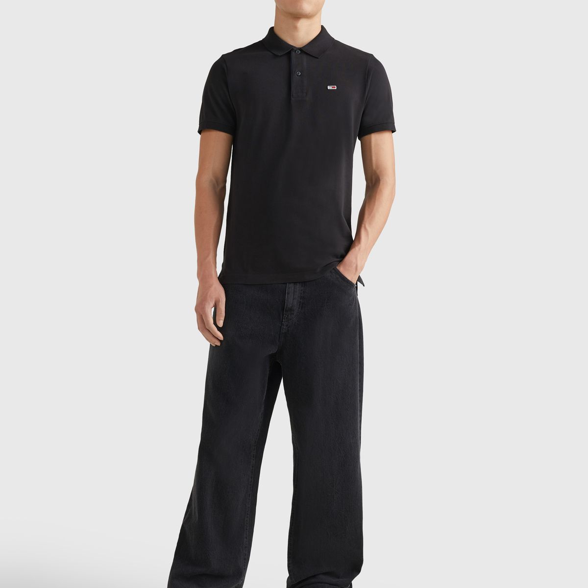 TOMMY HILFIGER - Polo negro de corte slim Tommy Jeans