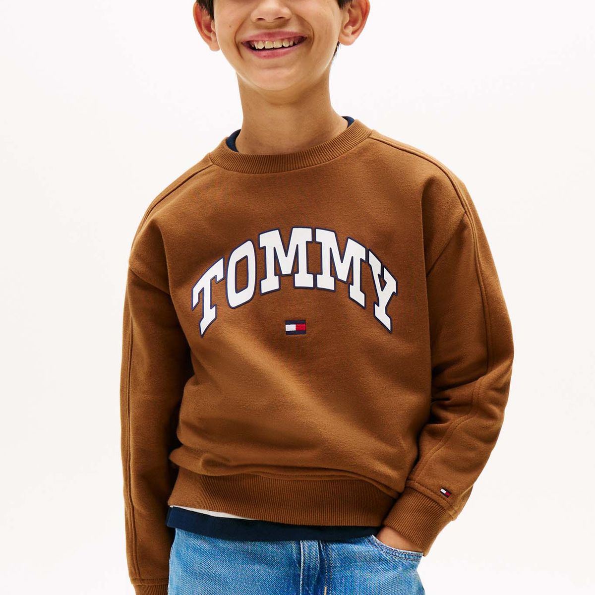 TOMMY HILFIGER - Saco café de cuello redondo con logo Tommy Hilfiger