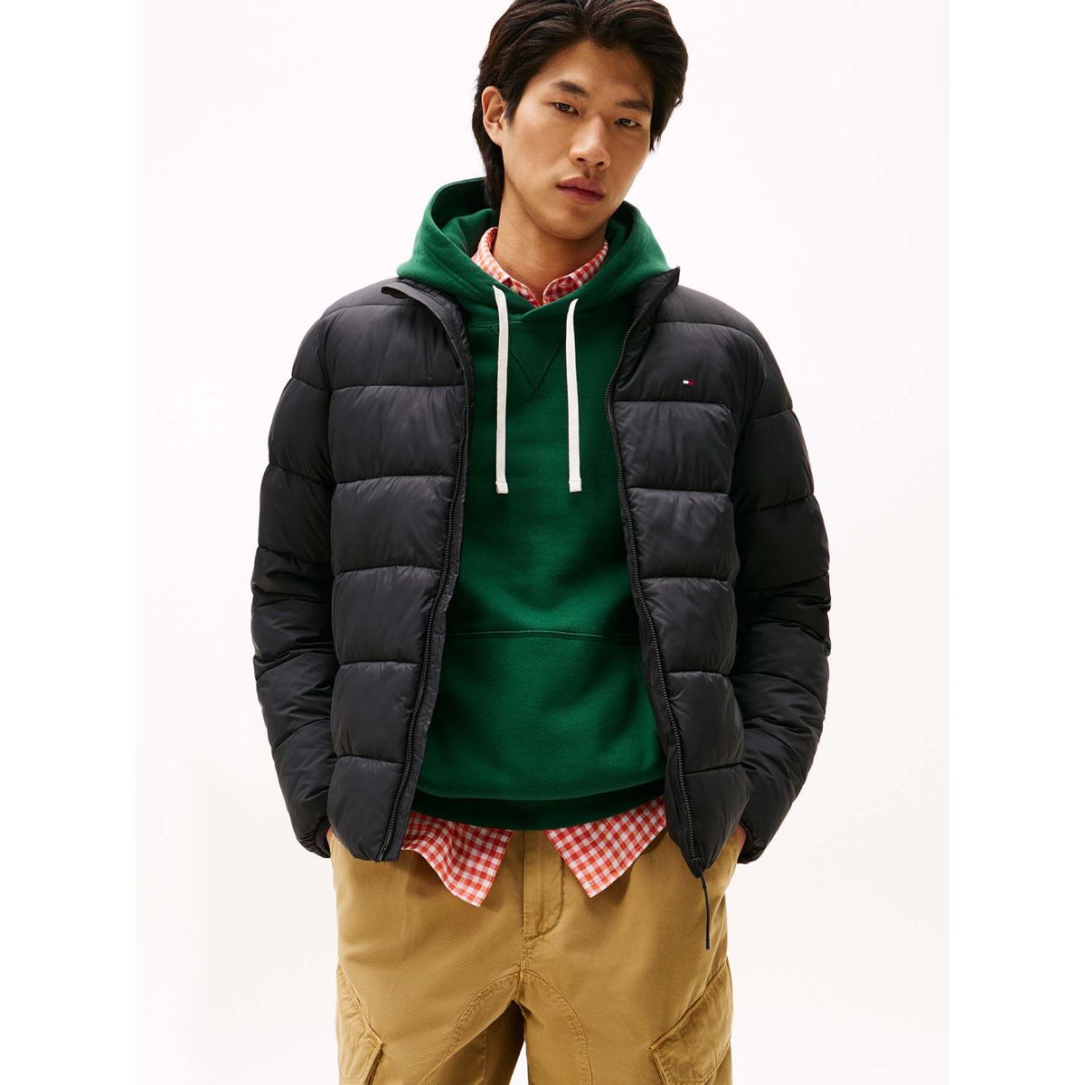 TOMMY HILFIGER - Chaqueta negra de cuello alto acolchada con logo Tommy Hilfiger