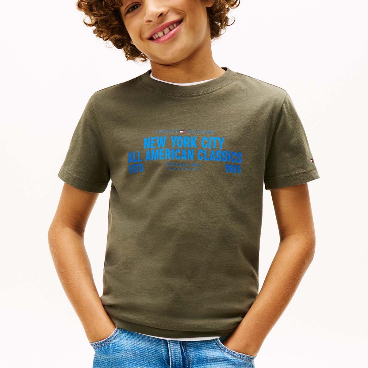 TOMMY HILFIGER - Camiseta gris con logo gráfico NYC Tommy Hilfiger