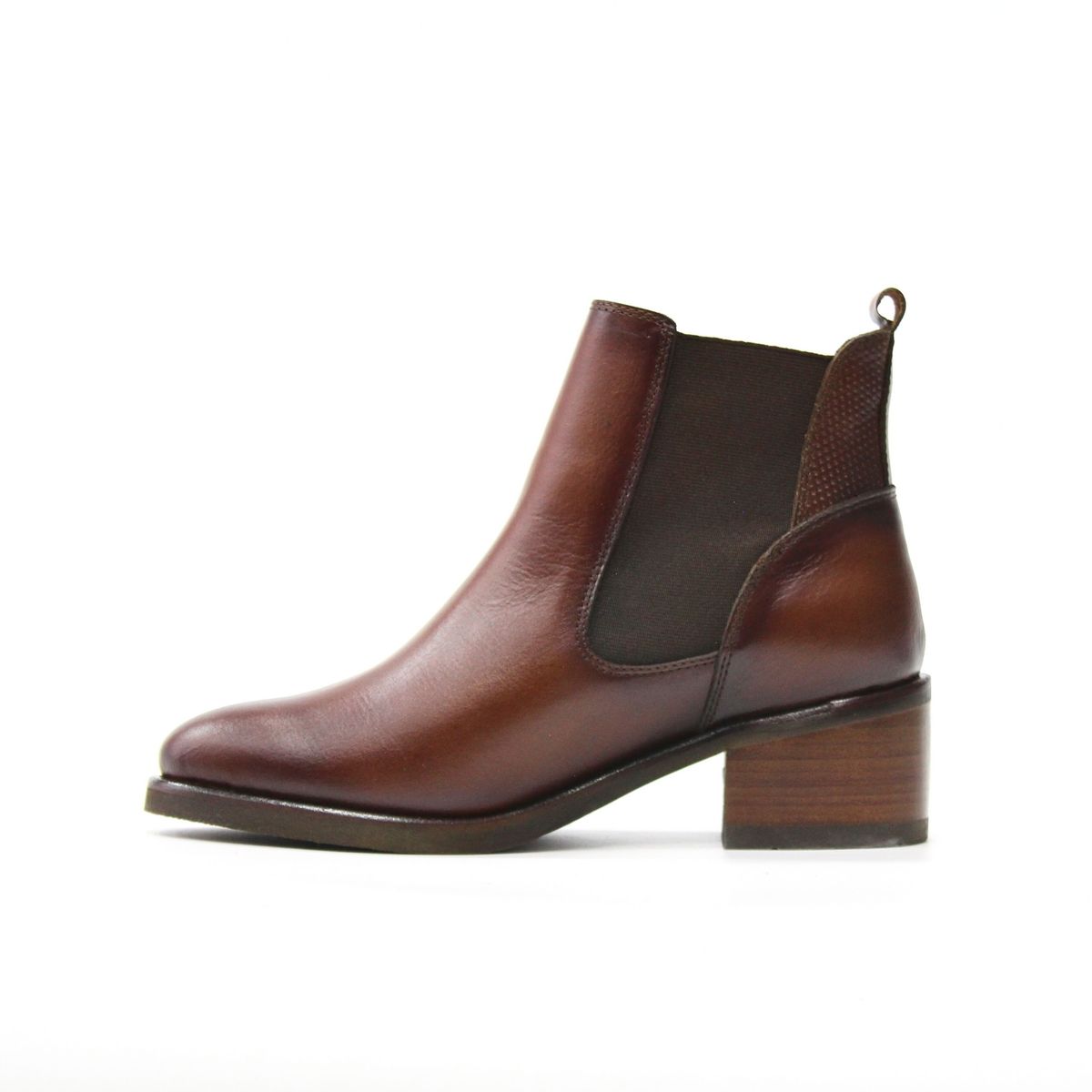 ANTONINA SHOES - Botines Chelsea en Cuero Café - Antonina