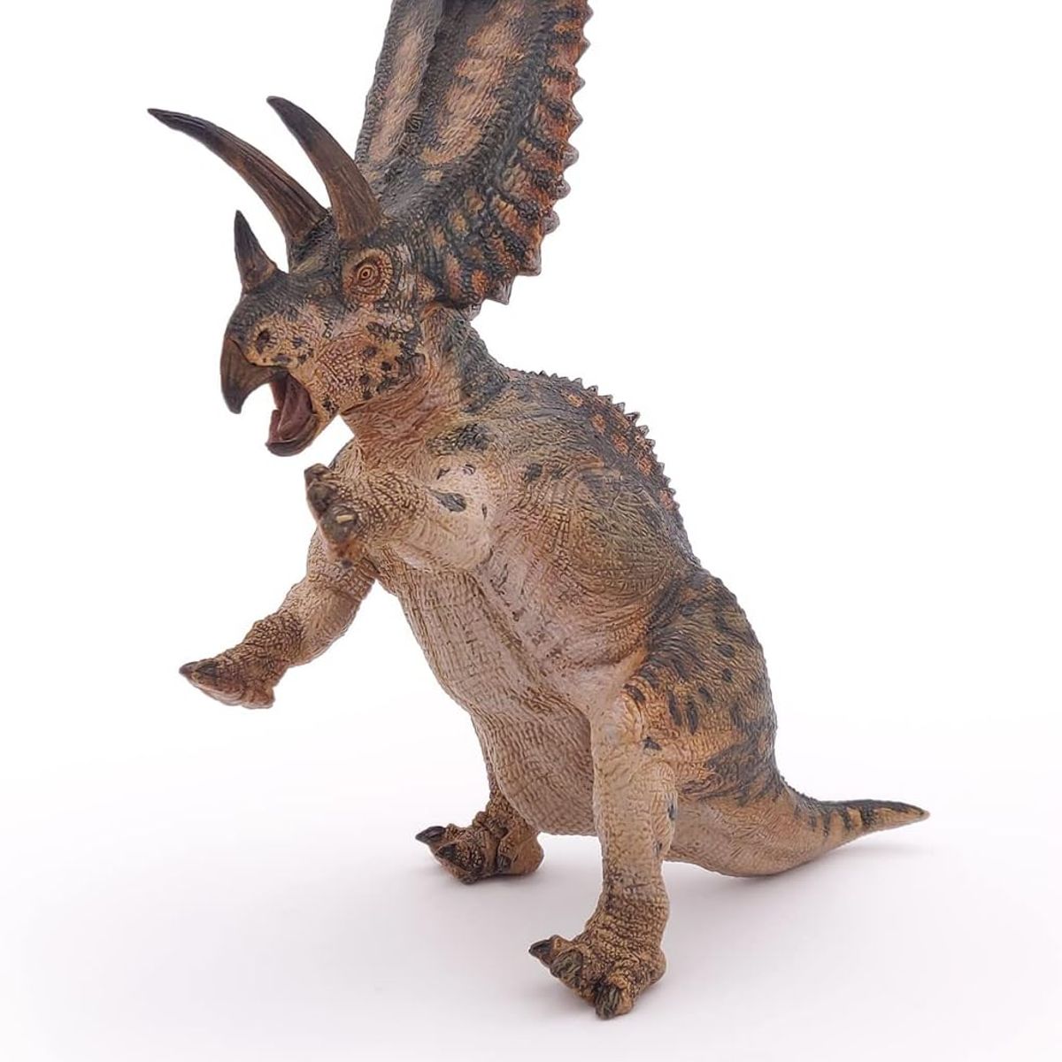 JUGANDO Y EDUCANDO - Figura Coleccionable Dinosaurio Pentaceratops Pintada A Mano