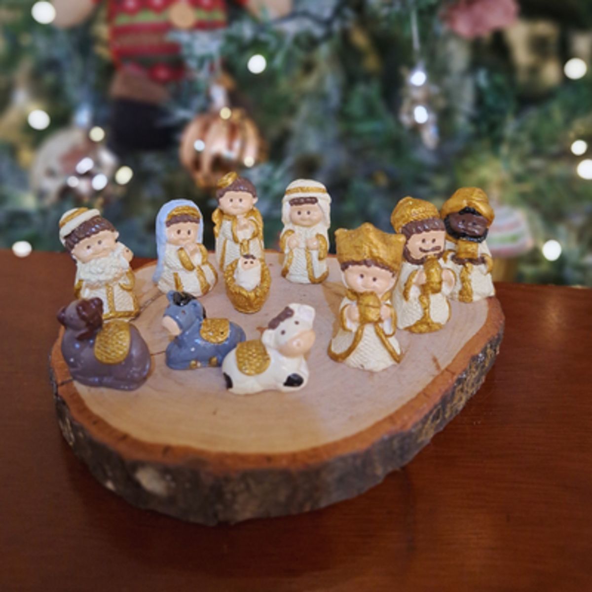 GENERICO - Mini Pesebre Navideño