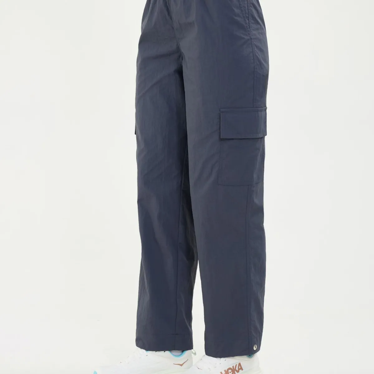 ATMOS - Pantalón Cargo Rompevientos  Para Mujer Azul Atmos