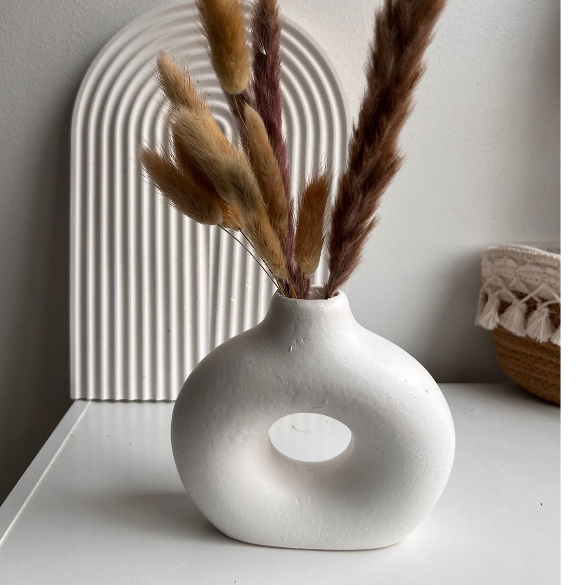 DECORACIONES ALE Y GABI - Jarrón Decorativo Dona 12x14Cms  Incluye flores preservadas