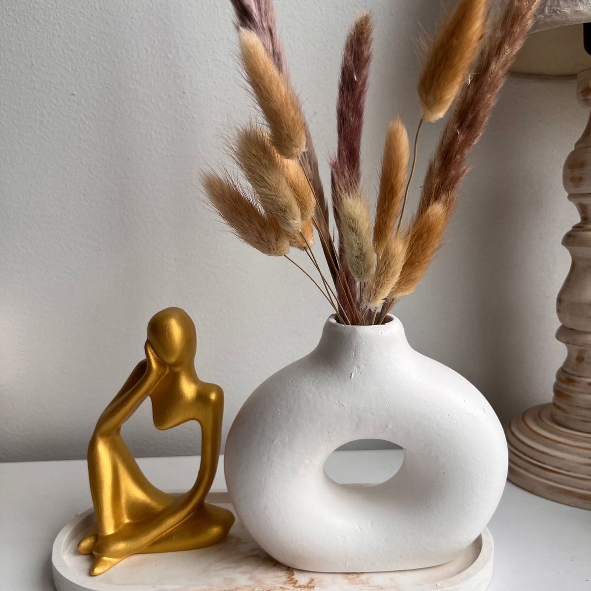 DECORACIONES ALE Y GABI - Jarrón Decorativo Dona 12x14Cms  Incluye flores preservadas