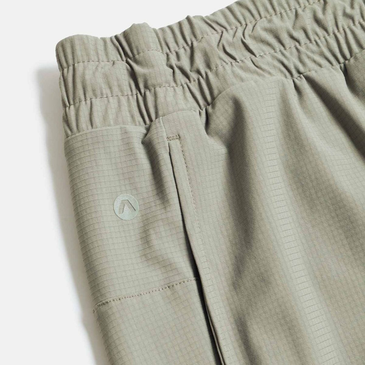 ATMOS - Short Training Medio Con Biker Aeroflow  Para Hombre Verde Atmos