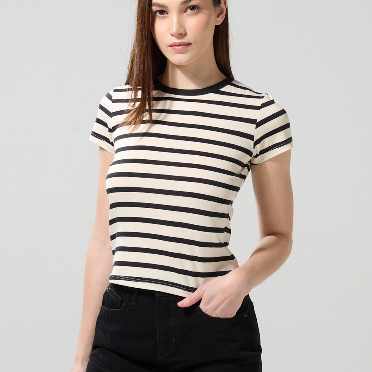 KOAJ - KOAJ Camiseta crema clara manga corta con rayas en contraste Mujer