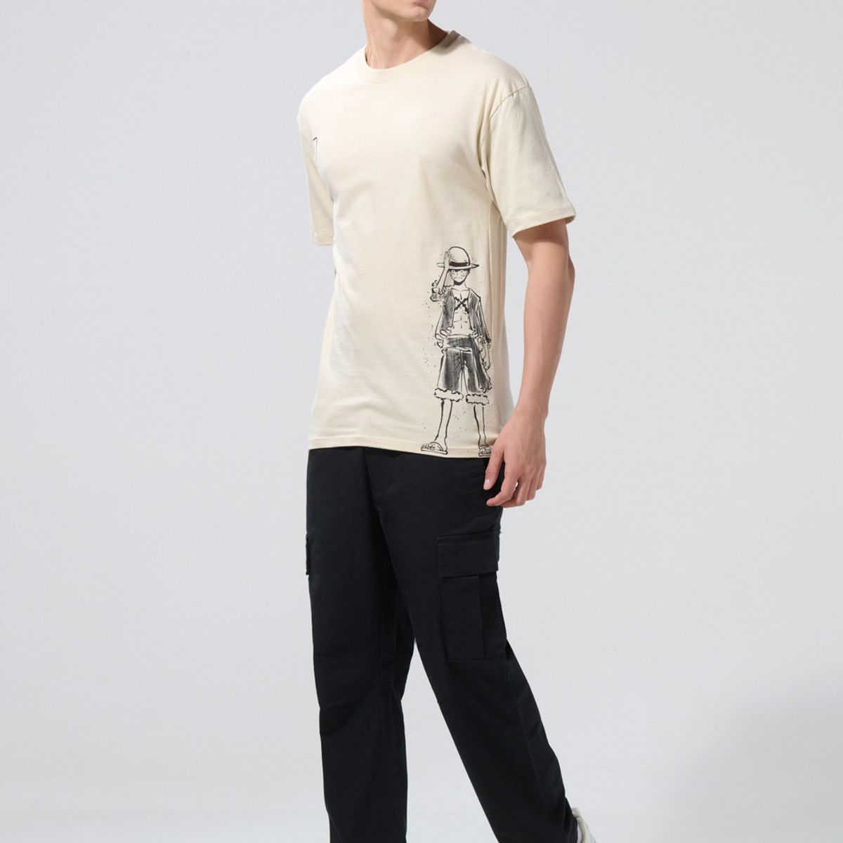 KOAJ - KOAJ Camiseta kaki clara manga corta con diseño de One Piece Hombre