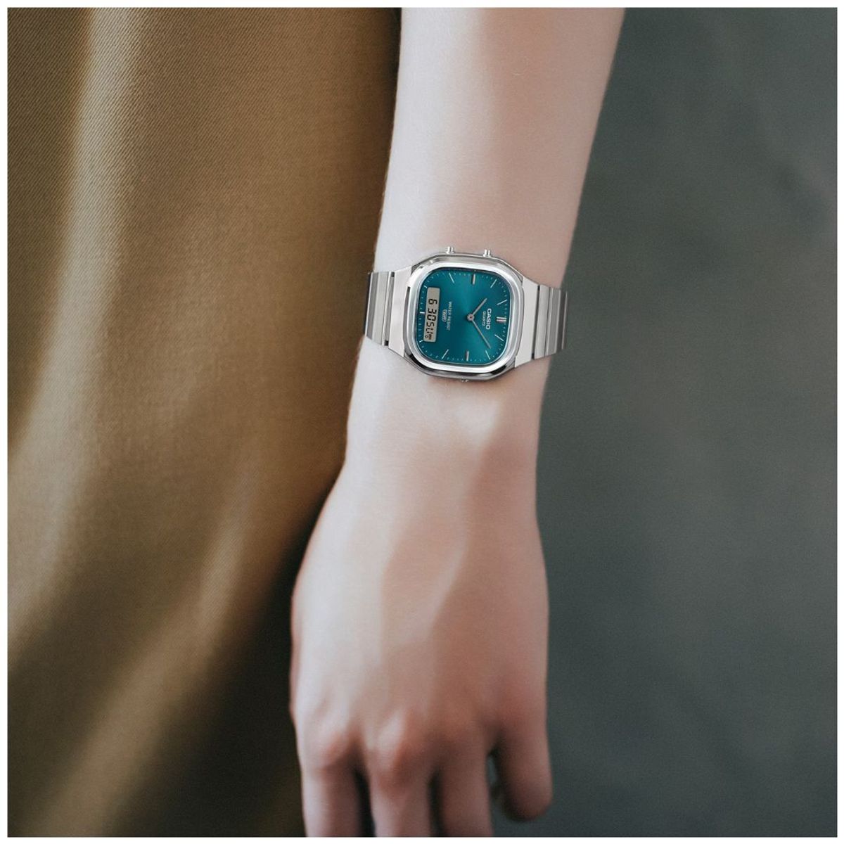 CASIO - Reloj Casio Modelo AQ-240E-3A Diseño Vintage