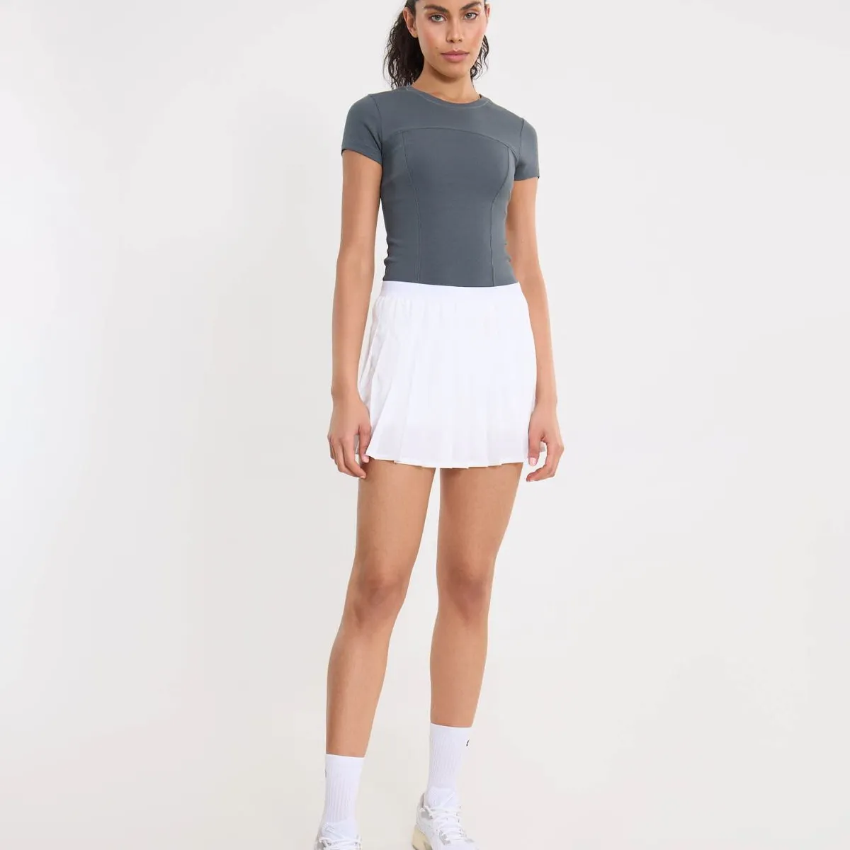 ATMOS - Falda Training Plisada para Mujer  Deportiva  Color Blanco Marca Atmos