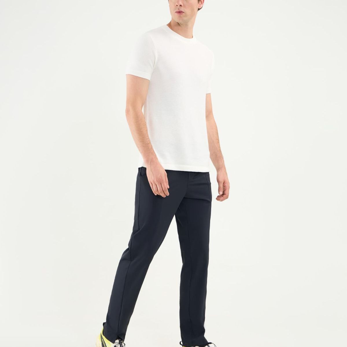 ATMOS - Pantalón Pretina Encauchada   Para Hombre Negro Atmos