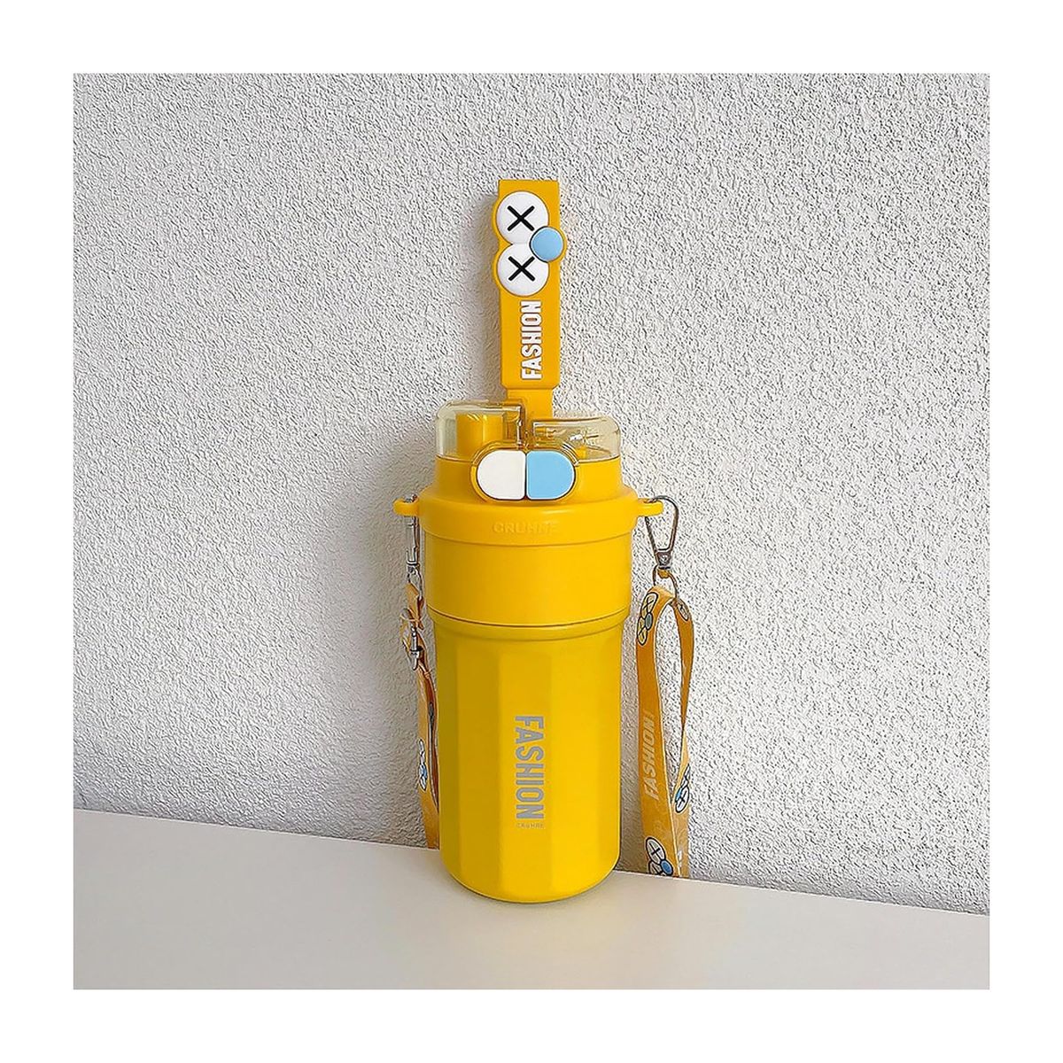 GENERICO - Termo Personalizado con Diseño de Ojos y Aislamiento Térmico Amarillo