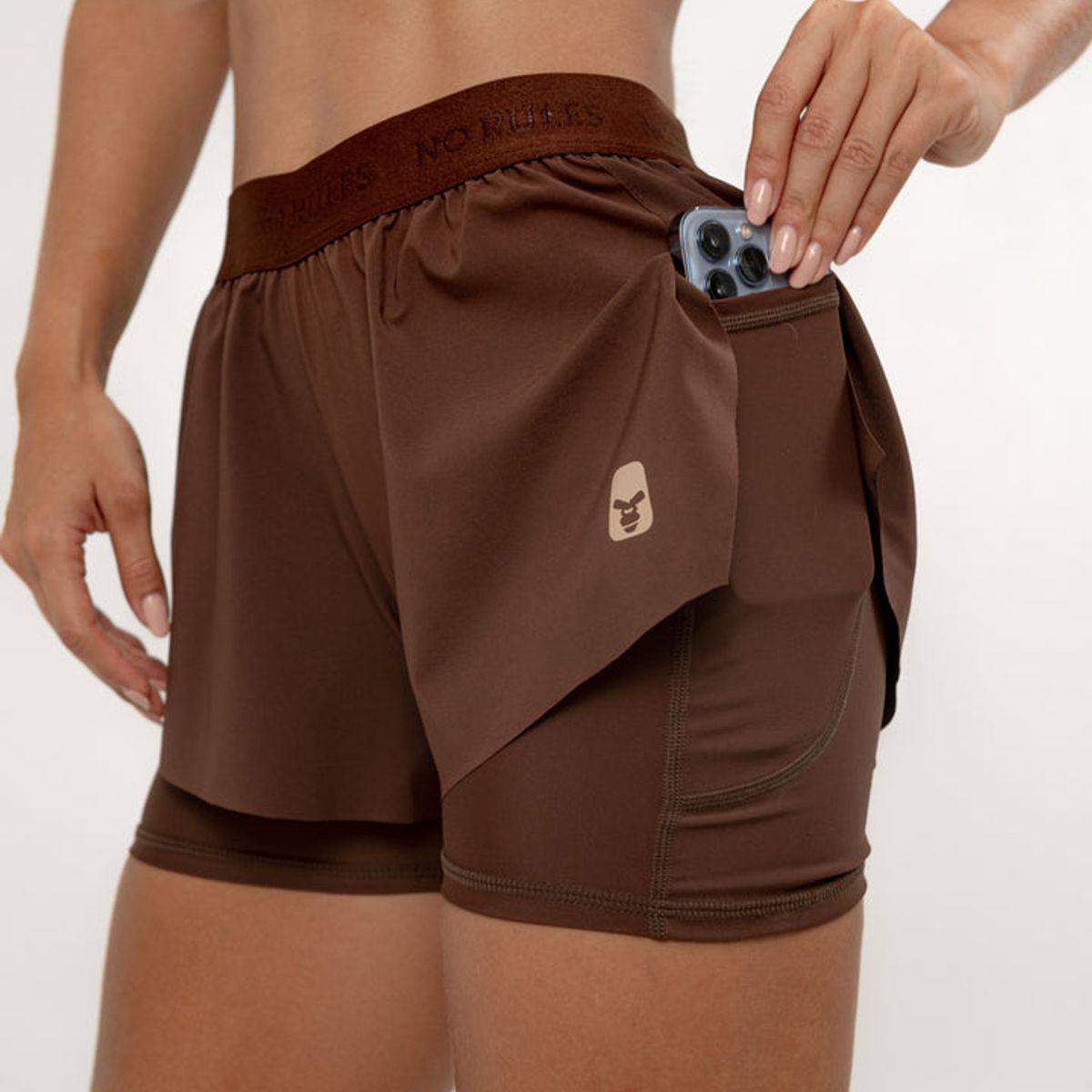 NO RULES - SHORT DEPORTIVO CORE MOTION CHOCOLATE