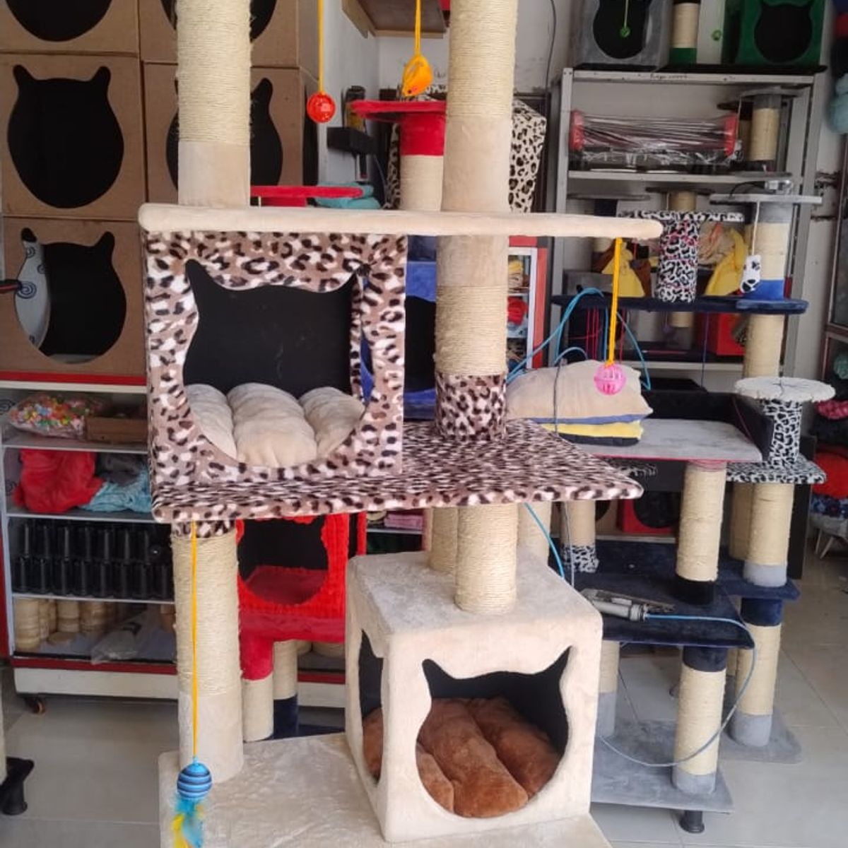 GENERICO - GIMNASIO PARA GATOS GYM GATOS CON RASCADOR