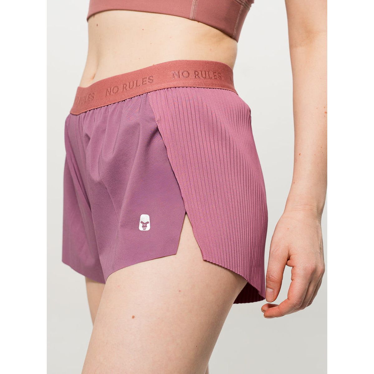 NO RULES - Short Running Performance Berry