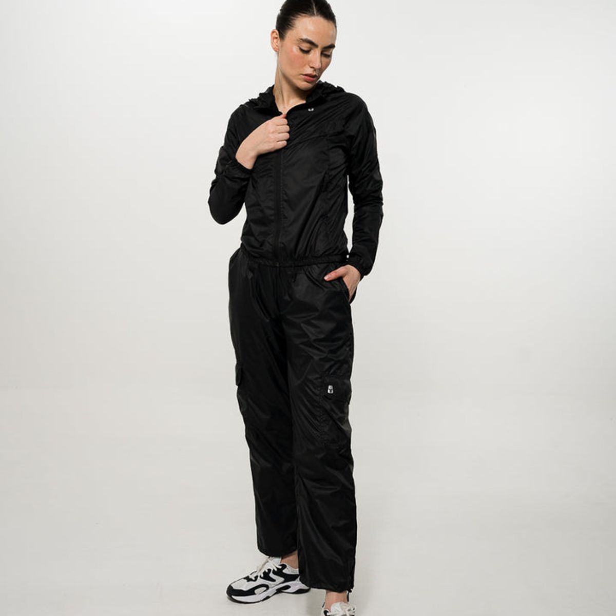 NO RULES - Essential Jogger Negro Mujer