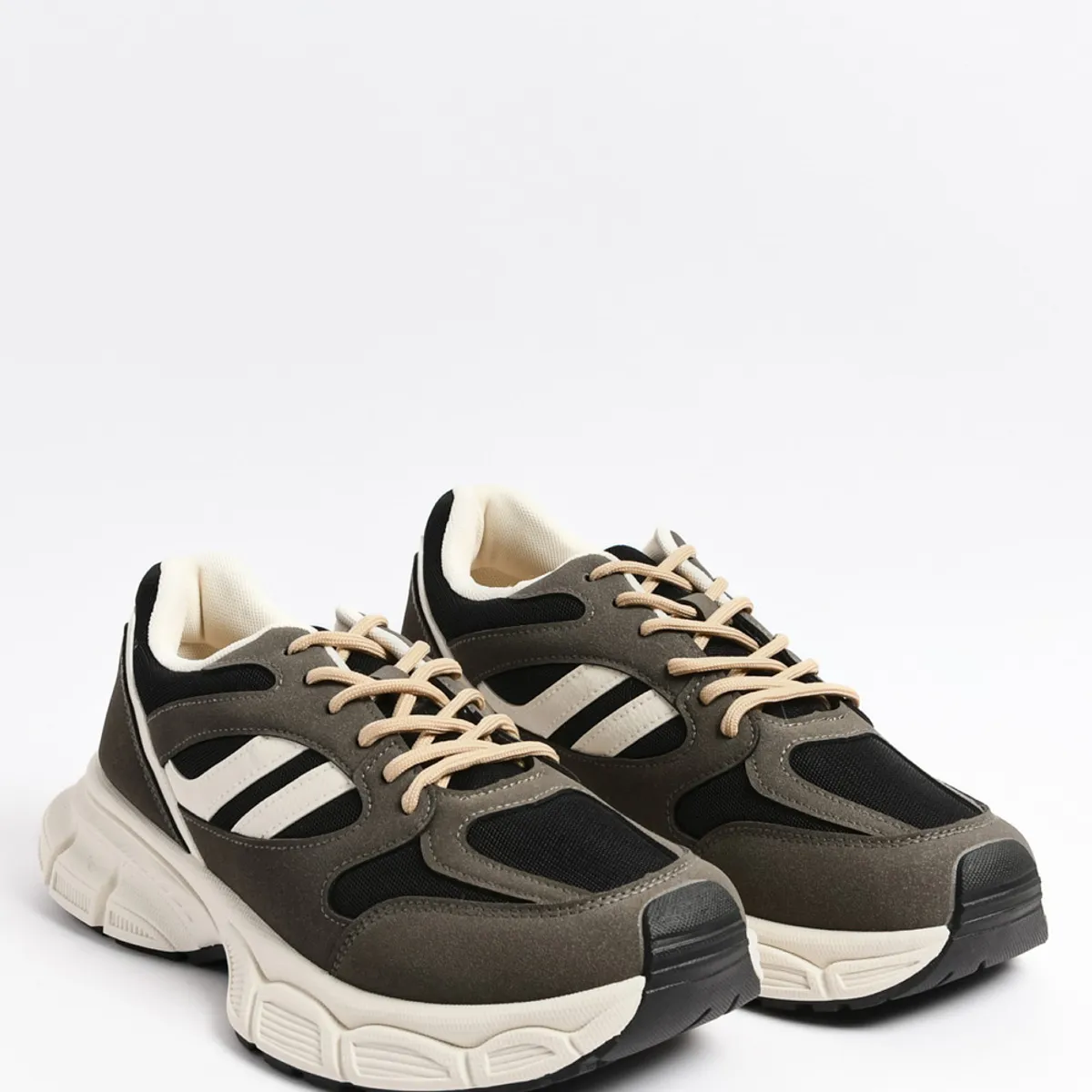 KOAJ - KOAJ Tenis grises de plataforma con cortes y detalles en mal Hombre