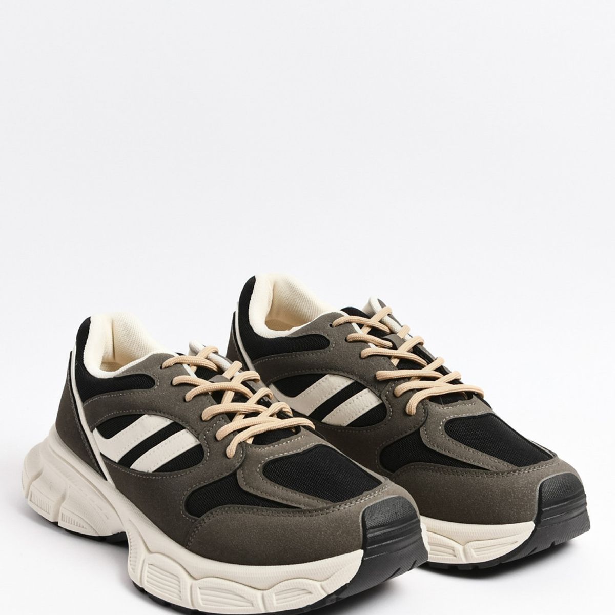 KOAJ - KOAJ Tenis grises de plataforma con cortes y detalles en mal Hombre