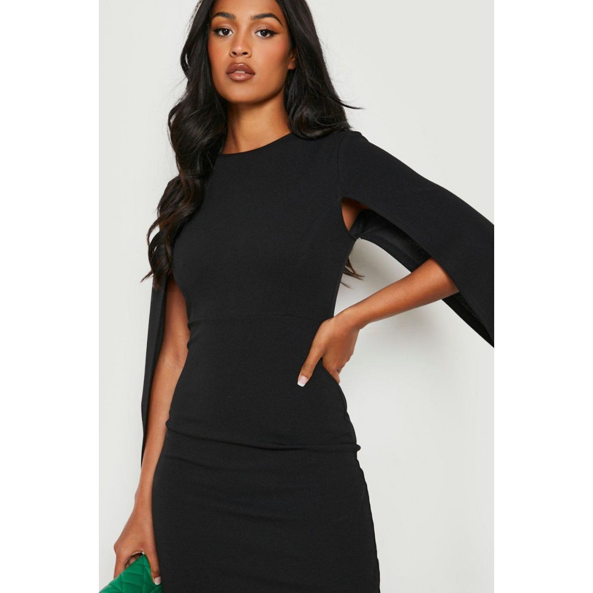 NEGRELI - Vestido Negro Manga Capa