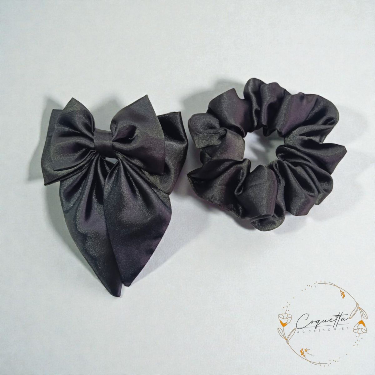 GENERICO - Pack Coquette Deluxe Moño + Scrunchie en Satín Premium Tono Negro