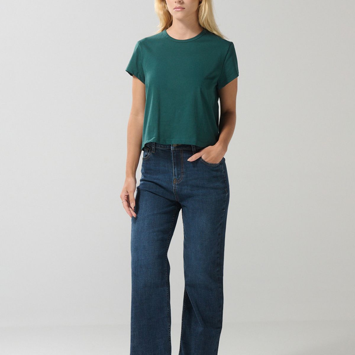 KOAJ - KOAJ Camiseta manga corta verde oscura con cuello redondo Mujer