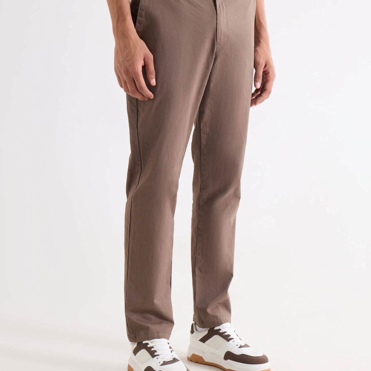 SEVEN SEVEN - Pantalón Chino Regular  Para Hombre Café Seven Seven
