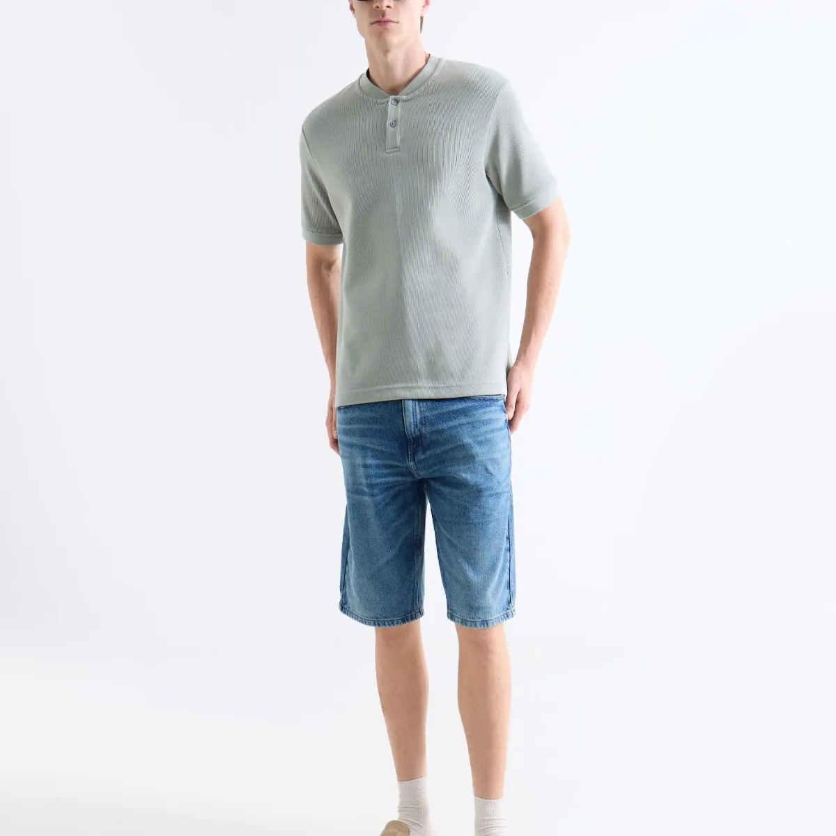 SEVEN SEVEN - Bermuda Regular Tono Medio  Para Hombre Azul Seven Seven