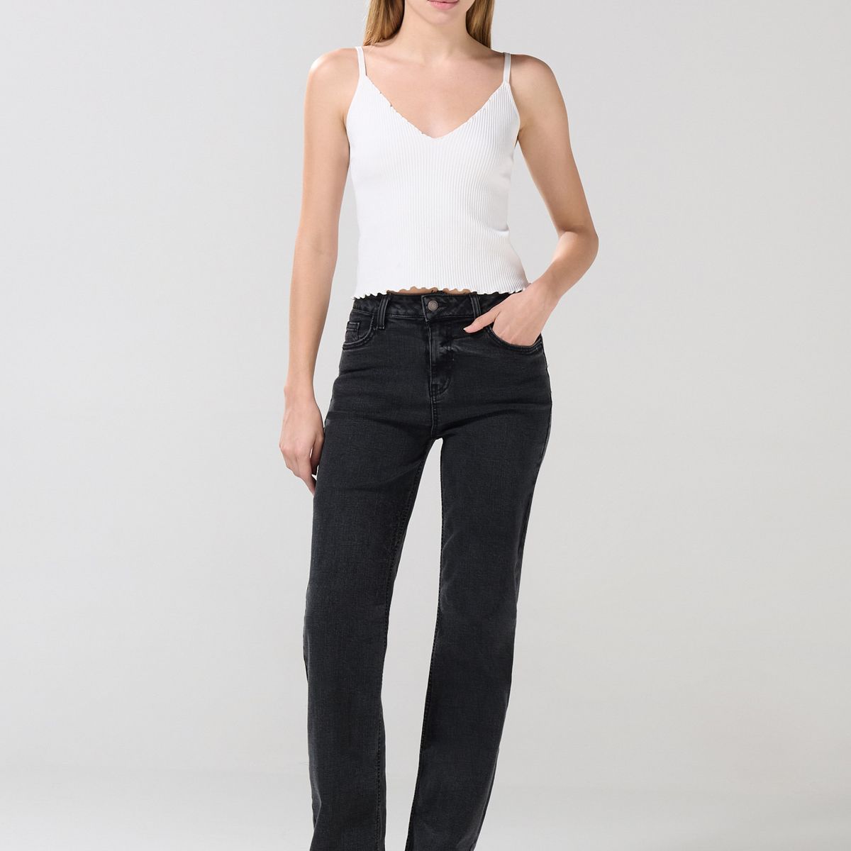 KOAJ - KOAJ Jean straight leg tiro alto gris intenso con bota rect Mujer