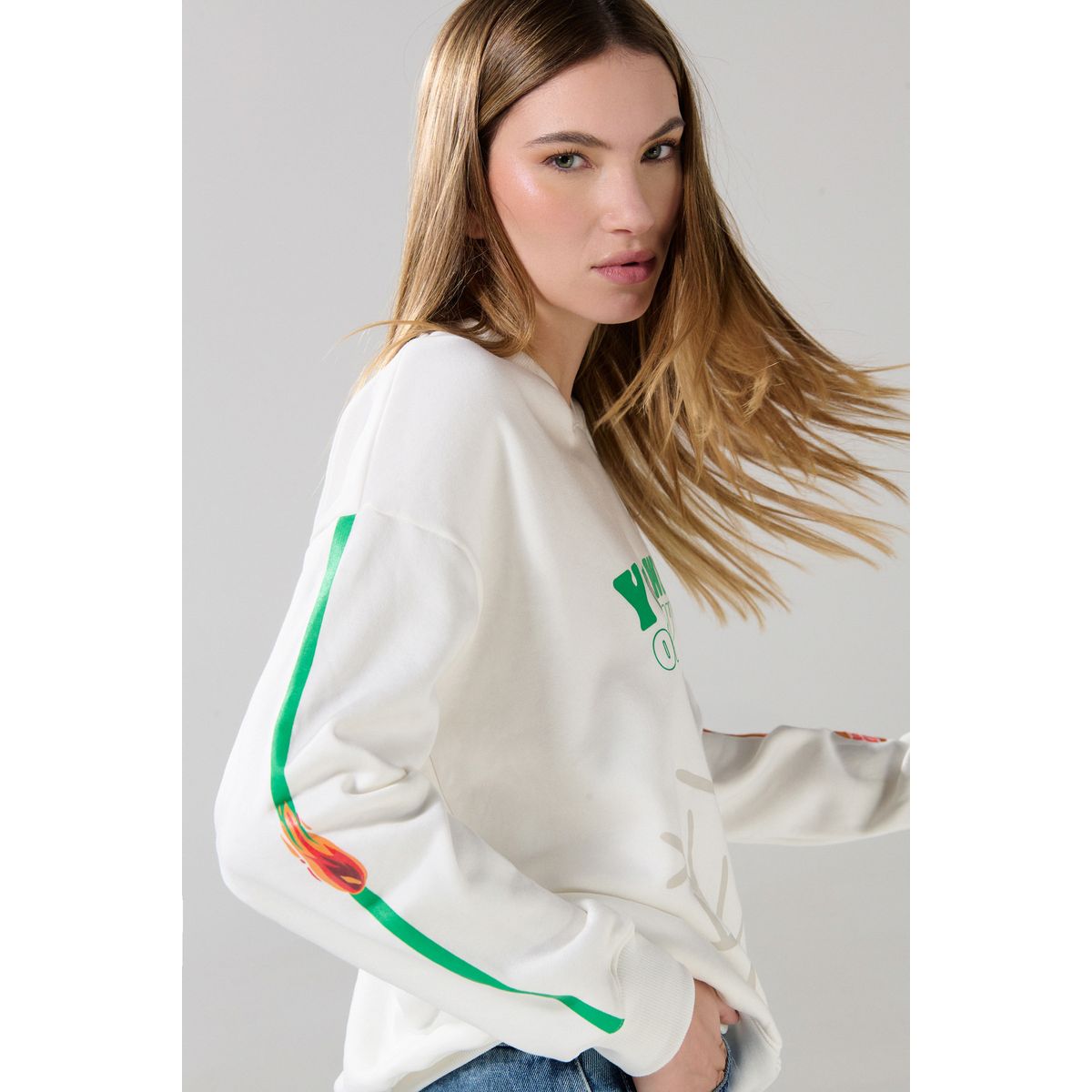 KOAJ - KOAJ Buzo cuello V oversize crema claro de Burger King Mujer