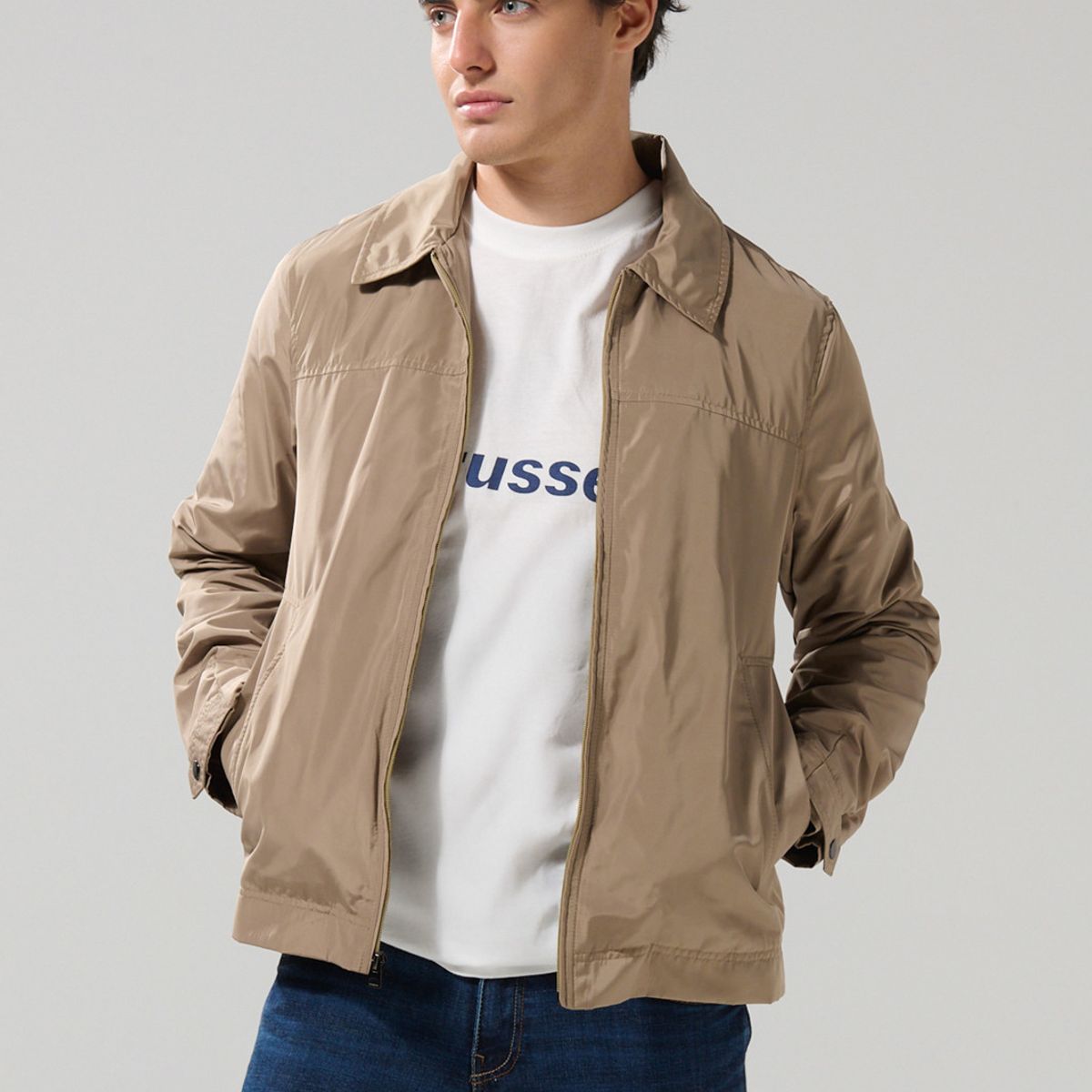 KOAJ - KOAJ Chaqueta liviana kaki medio con bolsillos y cuello tru Hombre