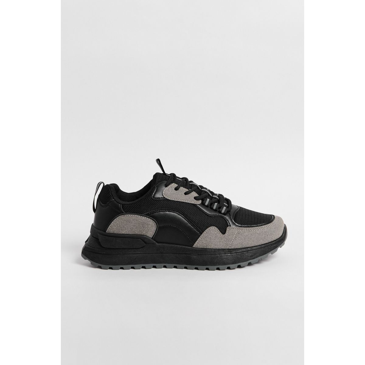 KOAJ - KOAJ Tenis negros de plataforma con cortes grises en contra Hombre