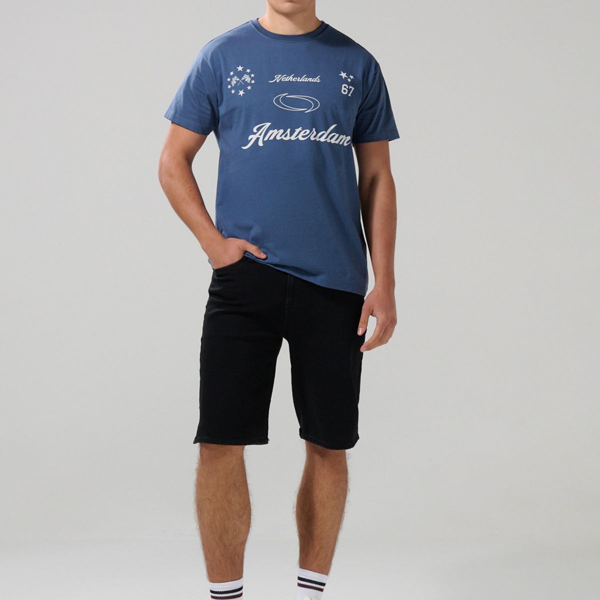 KOAJ - KOAJ Bermuda slim negra de jean tiro bajo con bolsillos Hombre