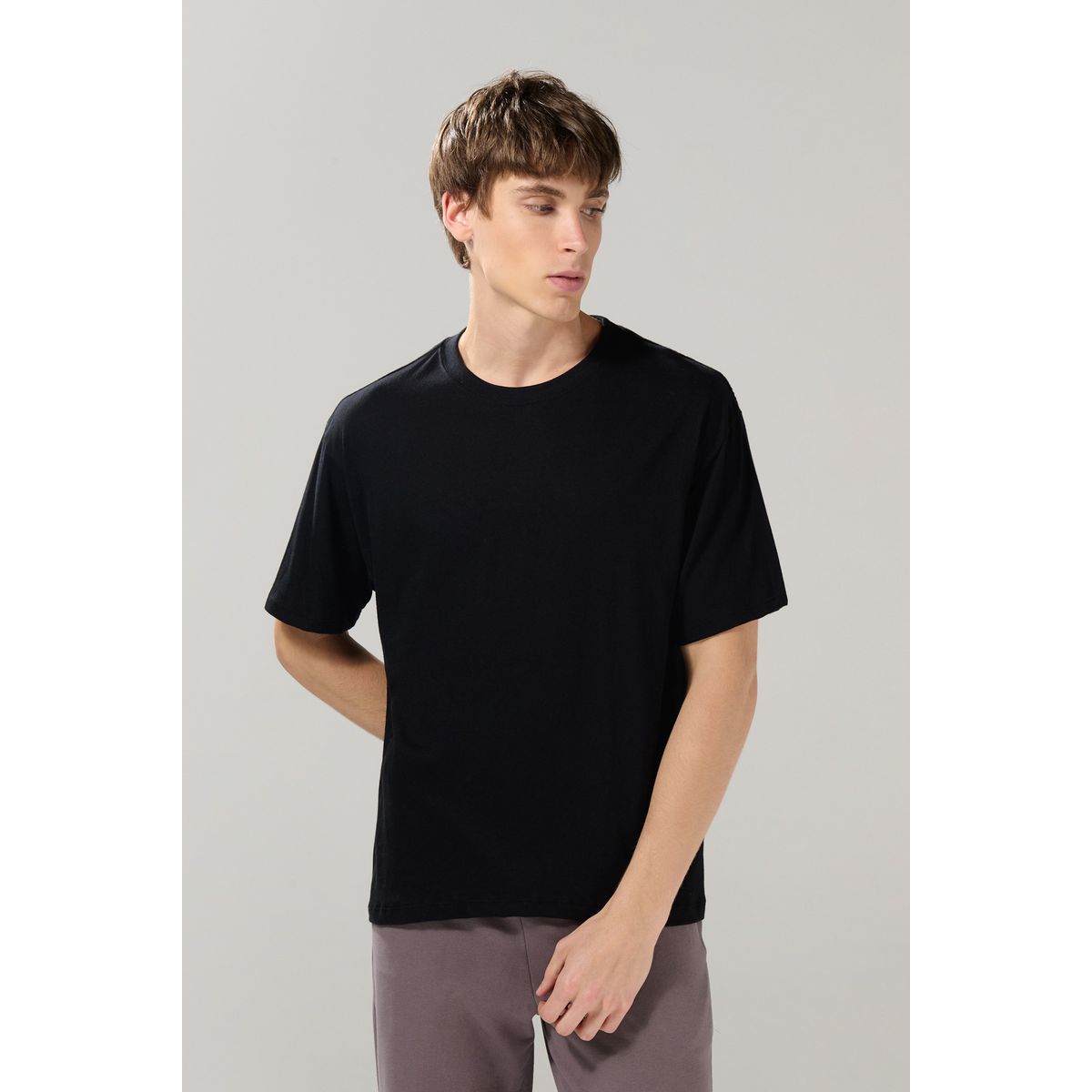 KOAJ - KOAJ Camiseta en algodón unicolor manga corta con hombro ro Hombre