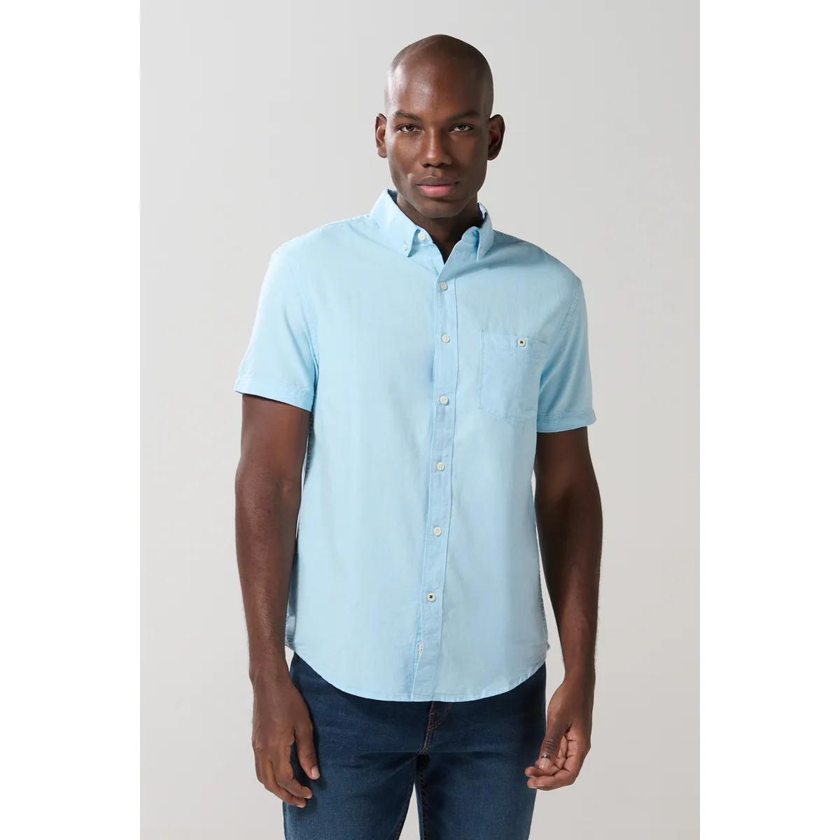 KOAJ - KOAJ Camisa  manga corta con colores solidos de temporada Hombre