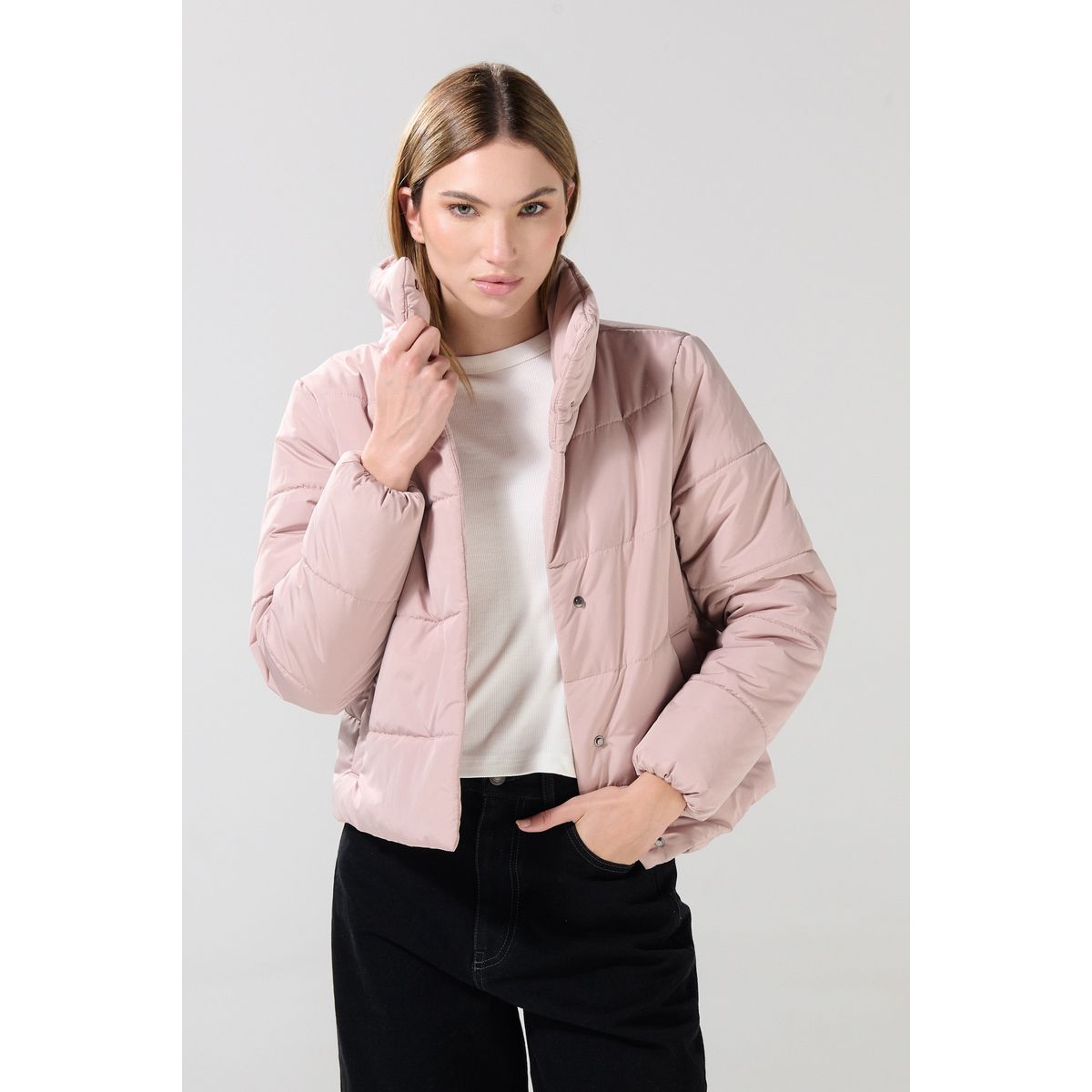 KOAJ - KOAJ Chaqueta acolchada unicolor con cuello alto y broches Mujer