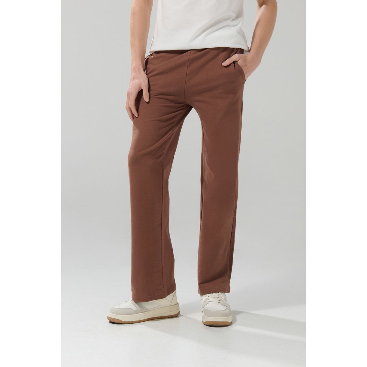 KOAJ - KOAJ Pantalón jogger unicolor con cintura elástica y bolsill Hombre