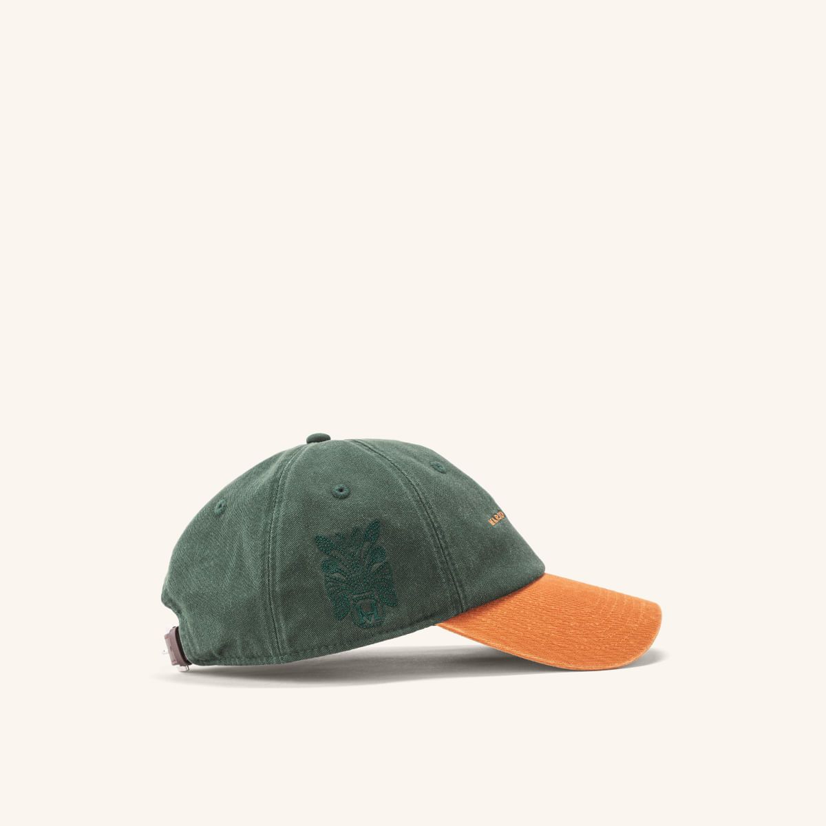 MARIO HERNANDEZ - Gorra Beisbolera Cima Bosque Norte