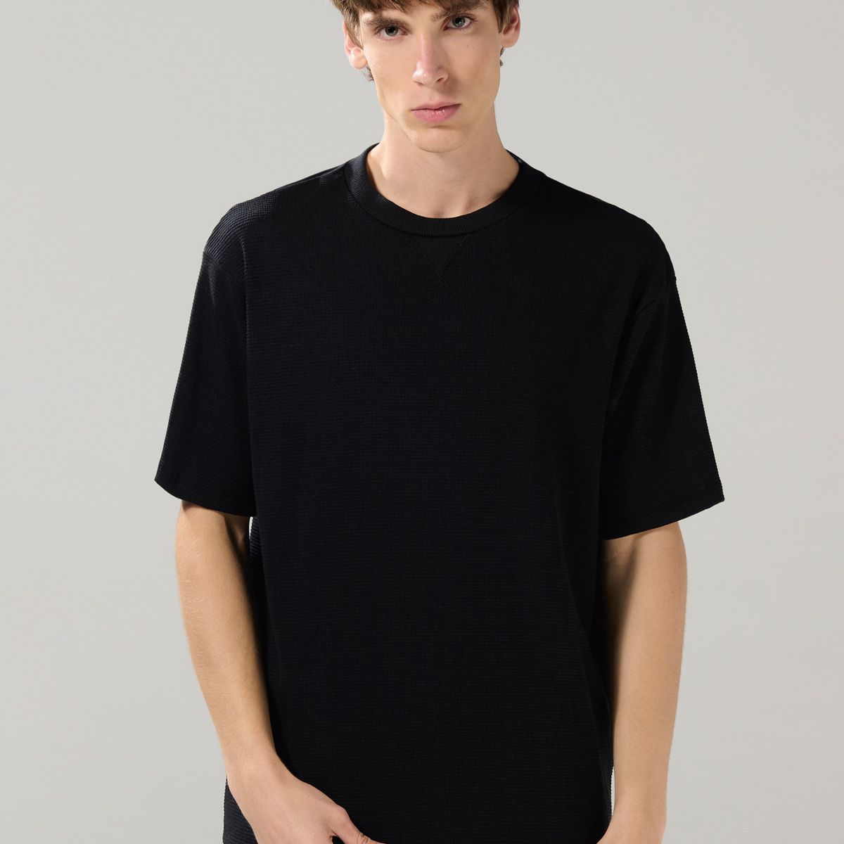 KOAJ - KOAJ Camiseta manga corta oversize unicolor con finas textu Hombre