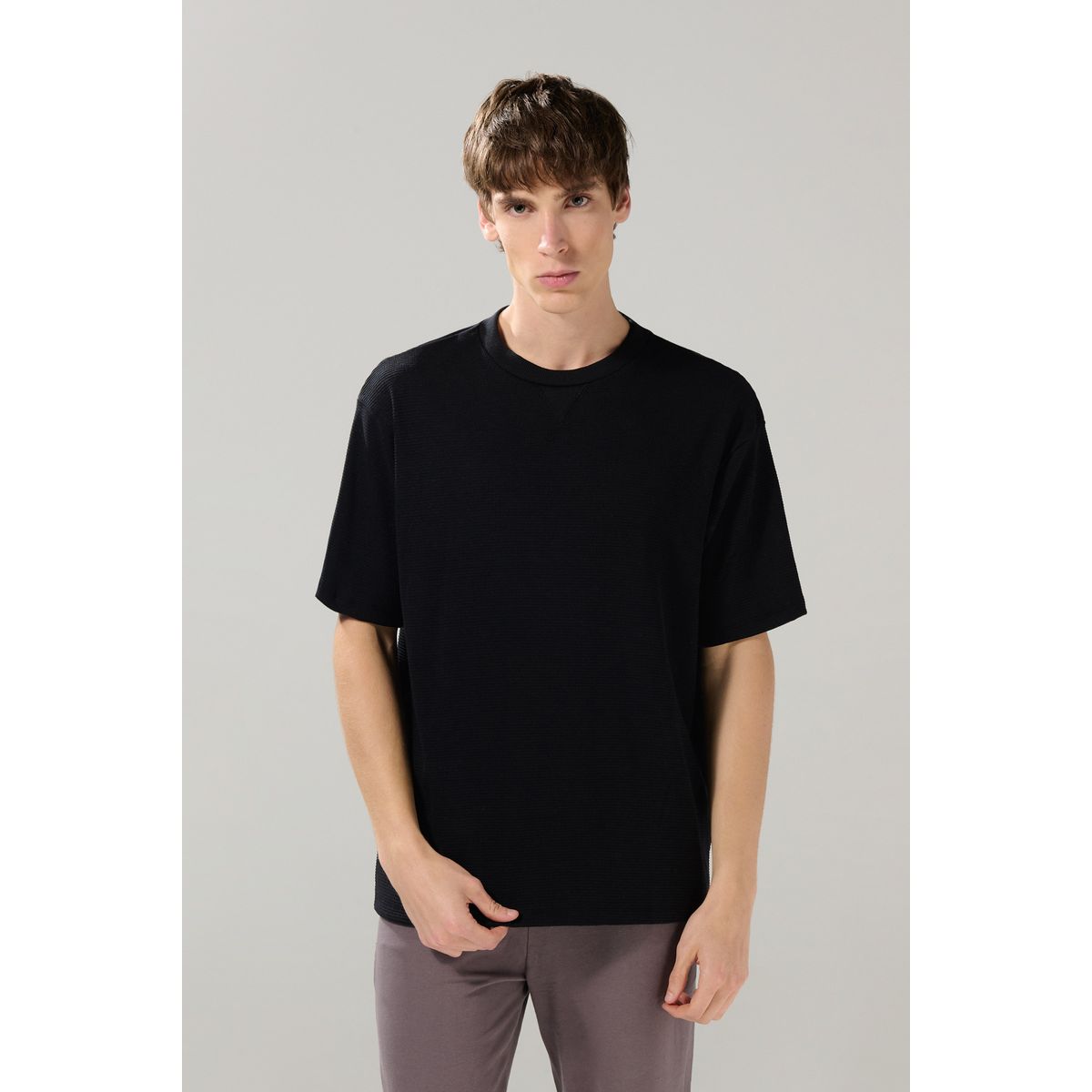 KOAJ - KOAJ Camiseta manga corta oversize unicolor con finas textu Hombre