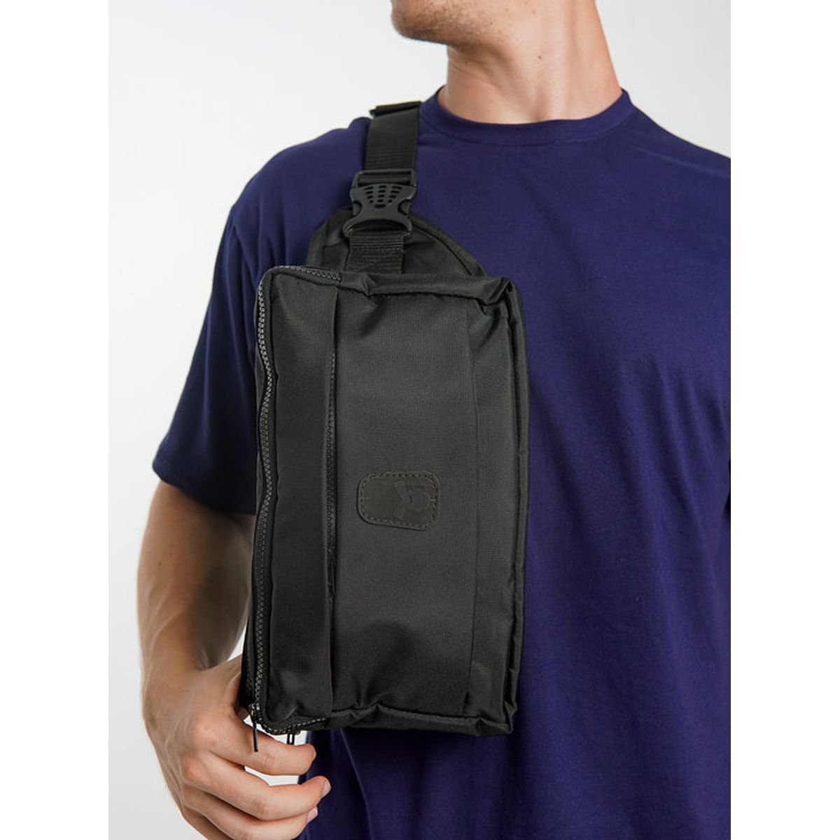 NO RULES - CANGURO CRUZADO LARGO NEGRO