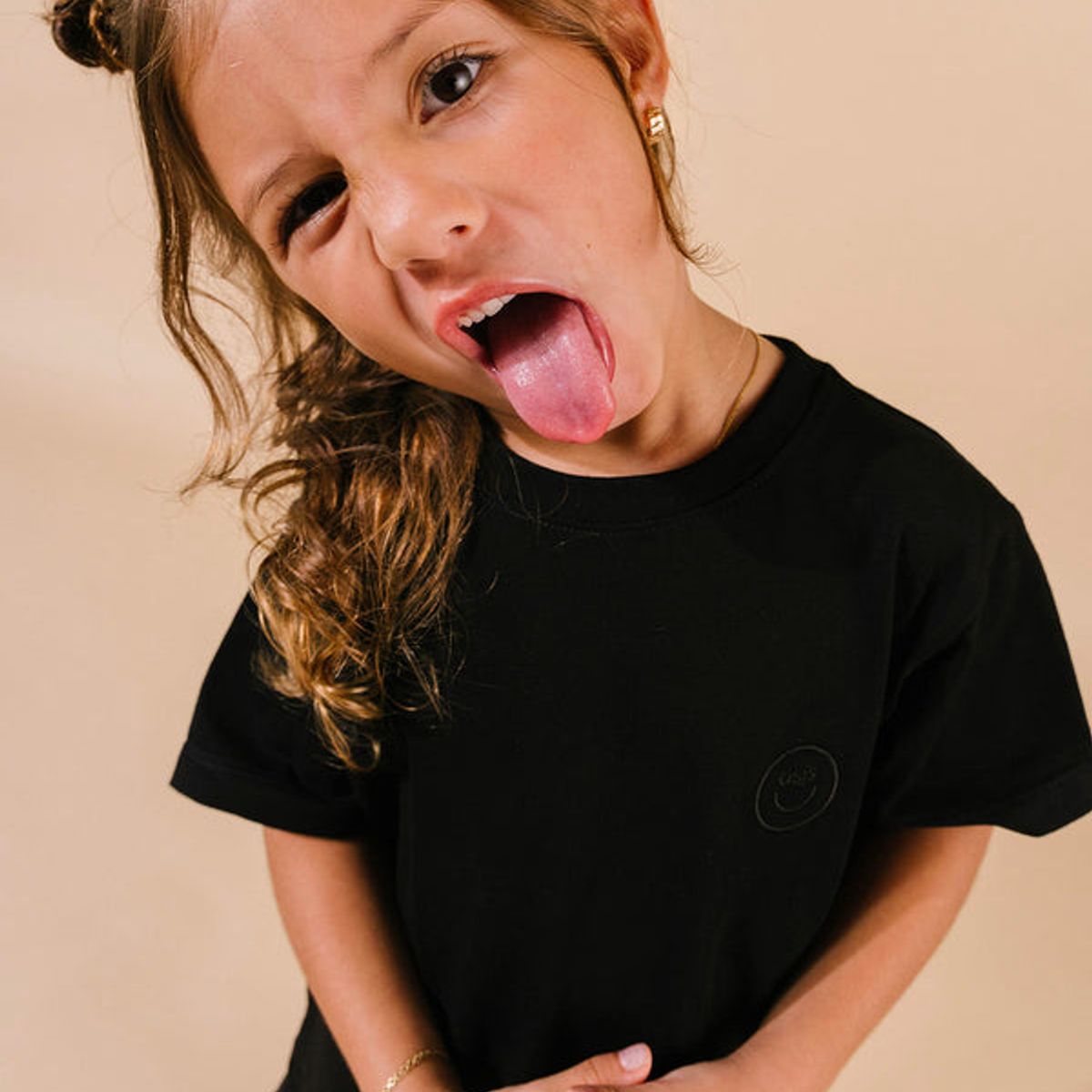 DOSOJOS - Camiseta para niñas y niños 100% algodón peruano - Negra