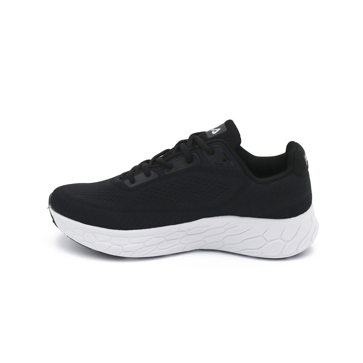 FILA - TENIS STRIKED FILA HOMBRE