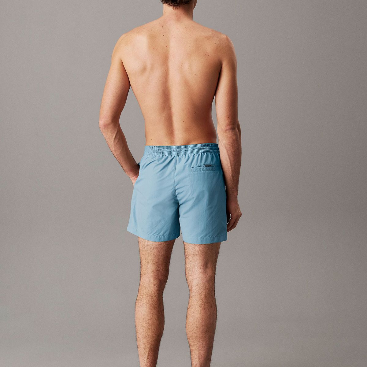 CALVIN KLEIN - Traje celeste de baño de largo medio con cordón - Logo Tape Calvin Klein