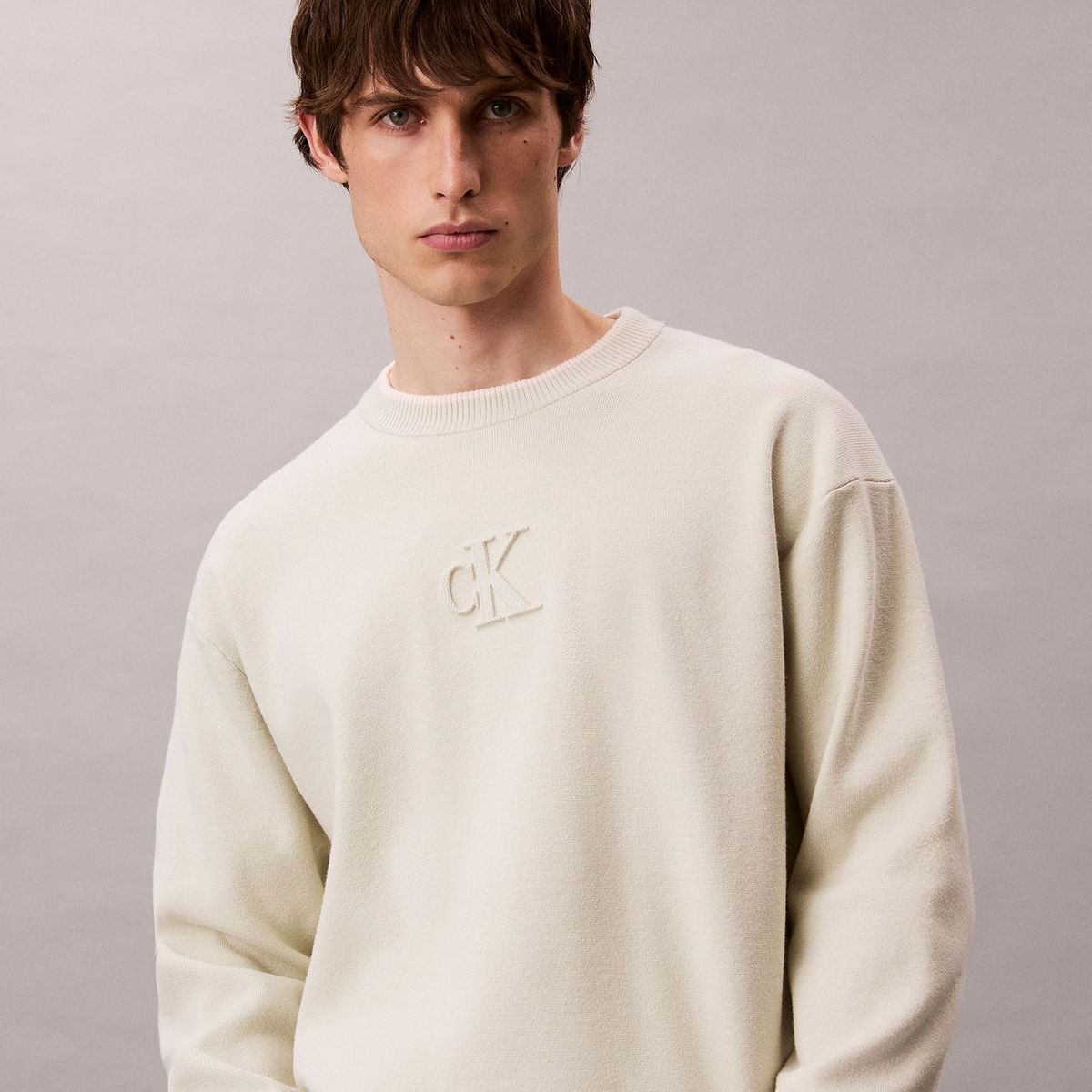 CALVIN KLEIN - Saco beige de cuello redondo y logo en relieve Calvin Klein