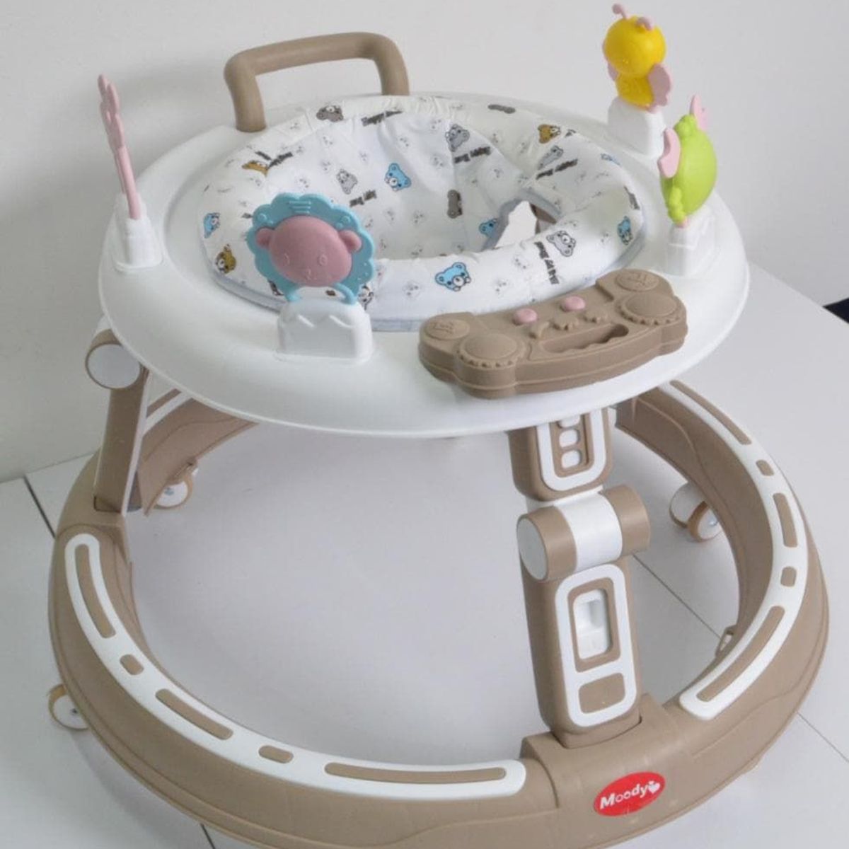 GENERICO - Caminador para Bebé con Silla Giratoria 360° y Bandeja de Juegos