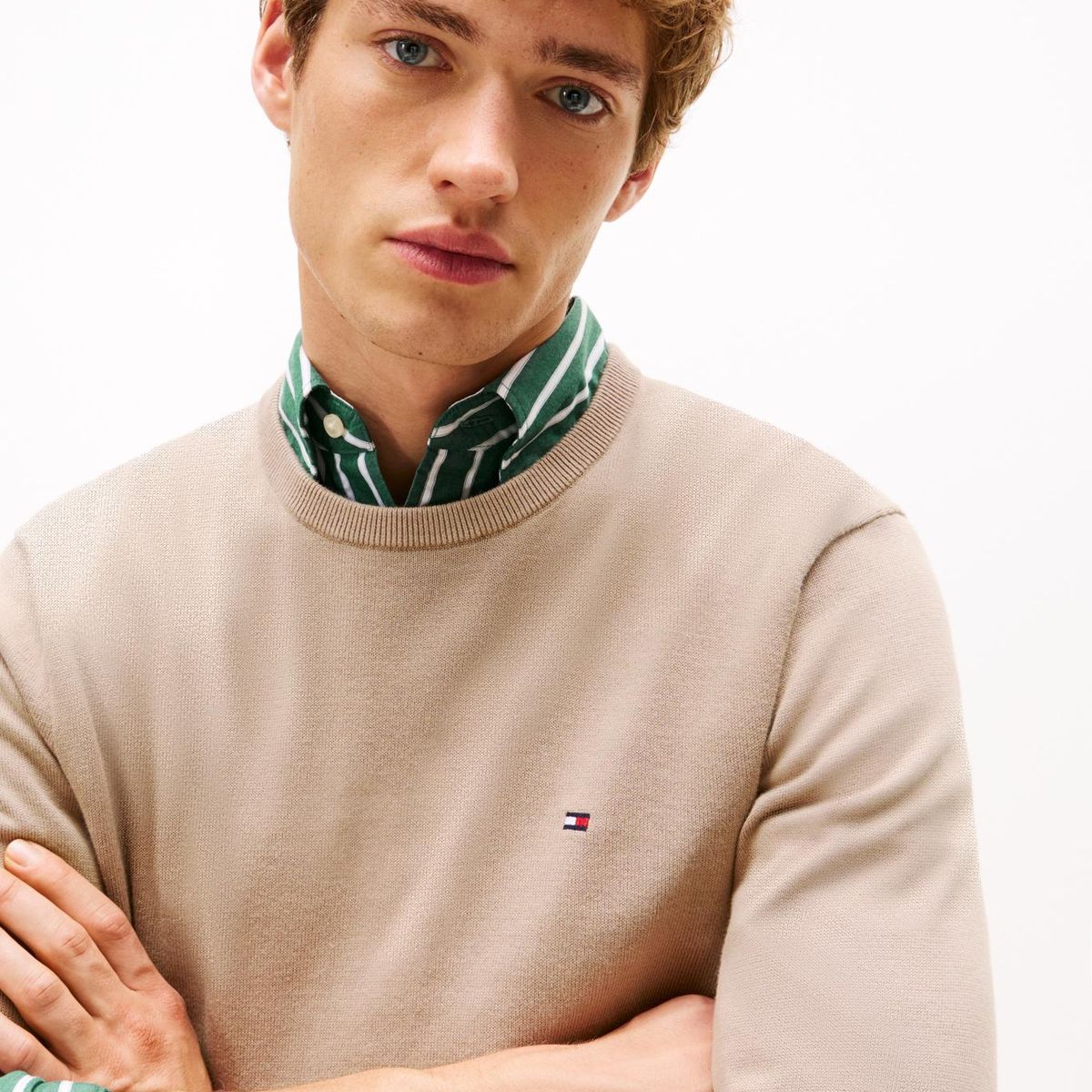 TOMMY HILFIGER - Saco beige de cuello redondo con logo bordado Tommy Hilfiger
