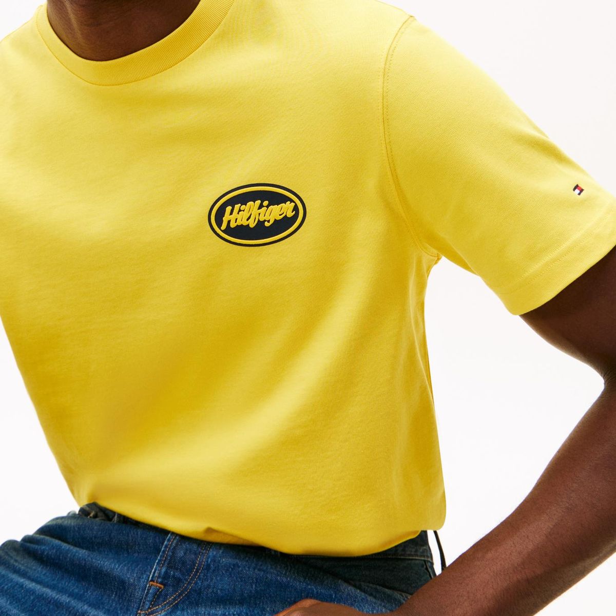 TOMMY HILFIGER - Camiseta amarilla de corte amplio con gráfico trasero Tommy Hilfiger