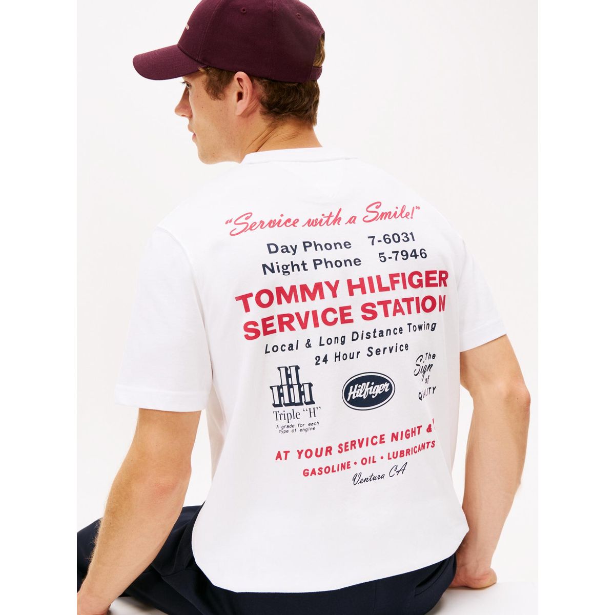 TOMMY HILFIGER - Camiseta blanca de corte amplio con gráfico trasero Tommy Hilfiger