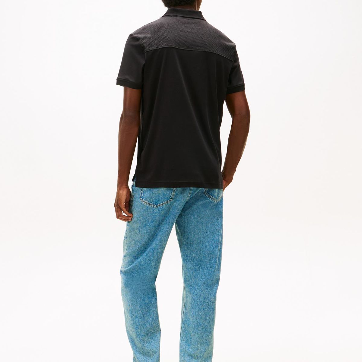 TOMMY HILFIGER - Polo negro de corte regular de cierre de cremallera de 1/4 Tommy Hilfiger